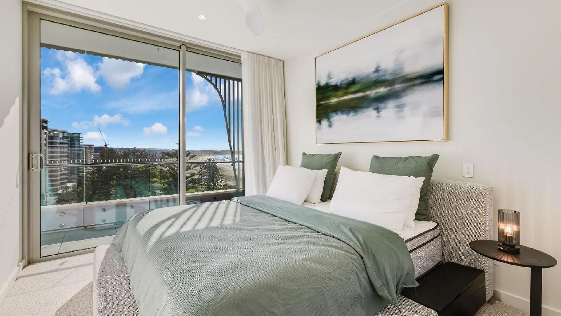 Miles At Kirra Beach Unit 907 Gold Coast Apartment