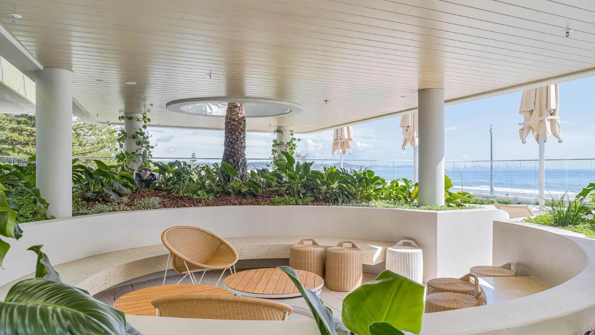 Miles At Kirra Beach Unit 907 Gold Coast
